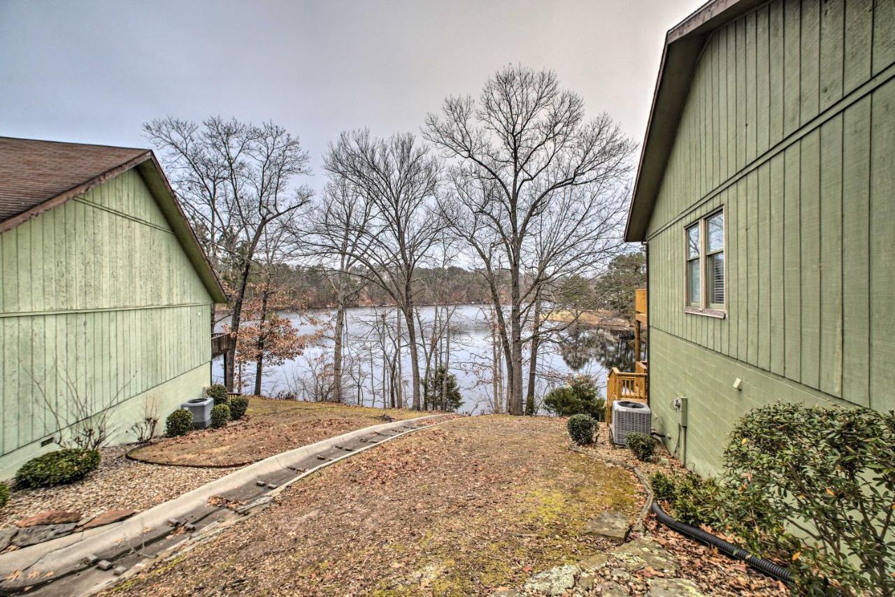 Renovated Lakefront Escape With Private Dock And Deck! Bella Vista Zewnętrze zdjęcie